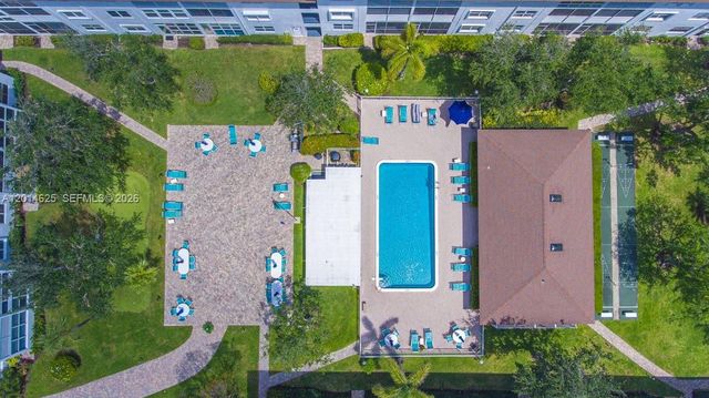 1501 S Ocean Blvd 307, Lauderdale By The Sea, FL 33062
