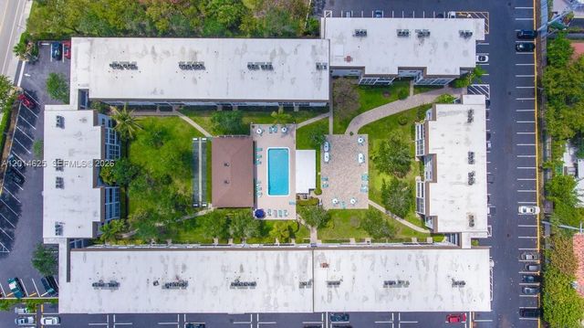 1501 S Ocean Blvd 307, Lauderdale By The Sea, FL 33062