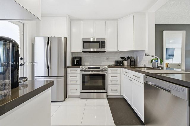 1501 S Ocean Blvd 307, Lauderdale By The Sea, FL 33062