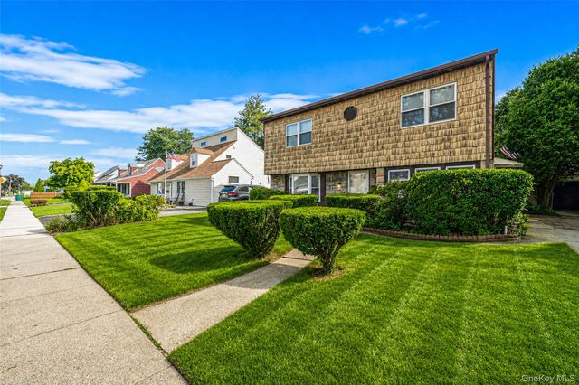2439 2nd Street, East Meadow, NY 11554