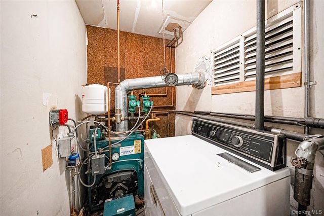 2439 2nd Street, East Meadow, NY 11554