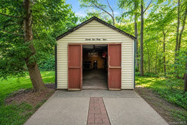 2439 2nd Street, East Meadow, NY 11554