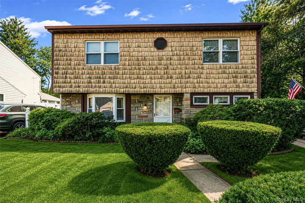 2439 2nd Street, East Meadow, NY 11554