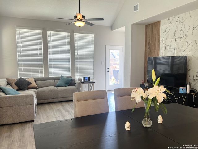 11110 Coppola, San Antonio, TX 78254