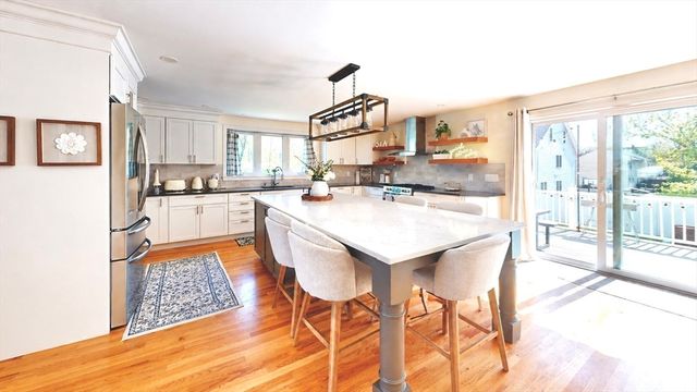 21 Herbert Street B, Wakefield, MA 01880