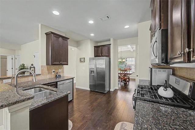 464 Silver Oak Drive, Dallas, GA 30132