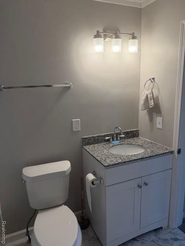 3517 Fern Avenue, Burton, MI 48529