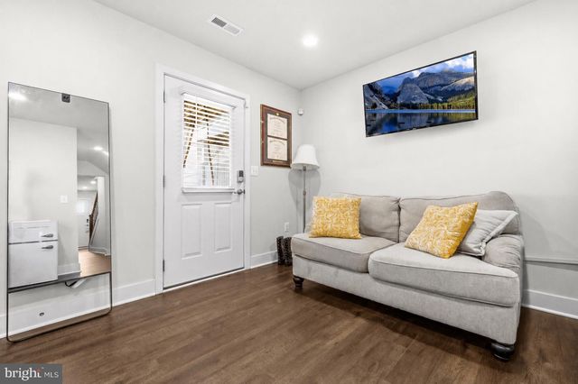 5809 JOHN KEATS PL, White Plains, MD 20695