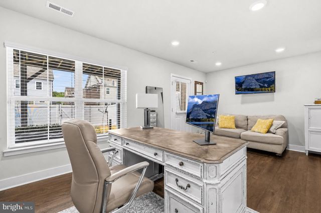 5809 JOHN KEATS PL, White Plains, MD 20695