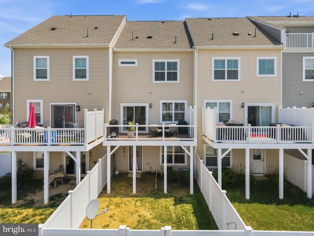 5809 JOHN KEATS PL, White Plains, MD 20695