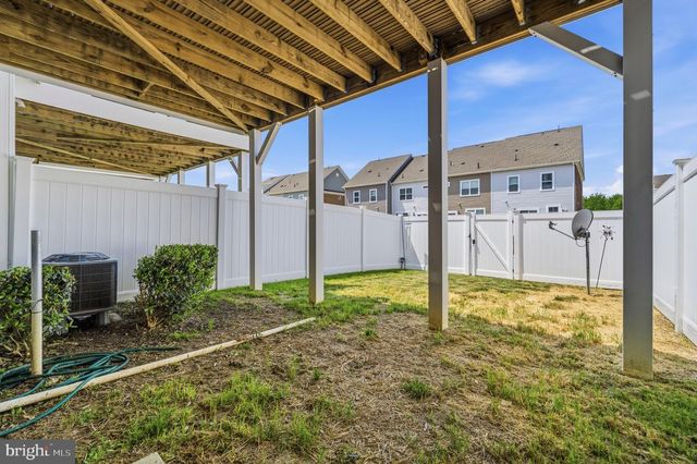 5809 JOHN KEATS PL, White Plains, MD 20695