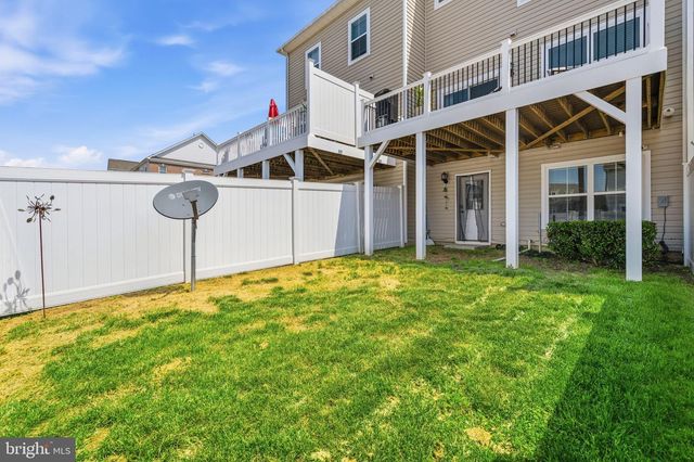 5809 JOHN KEATS PL, White Plains, MD 20695