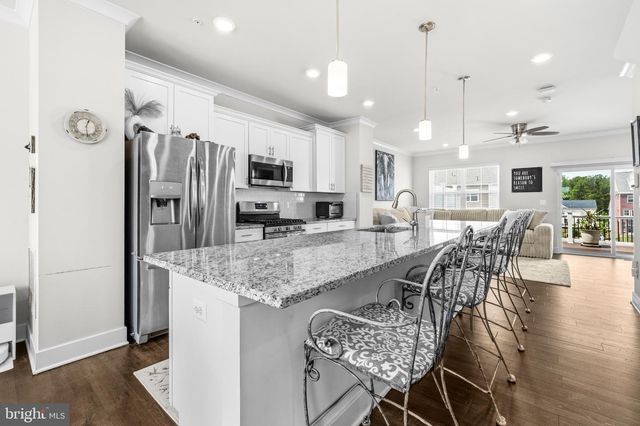 5809 JOHN KEATS PL, White Plains, MD 20695