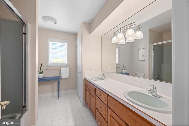 1357 MOYER RD, Telford, PA 18969