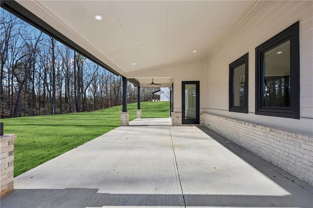 153 Deer Canyon Drive, Auburn, GA 30011