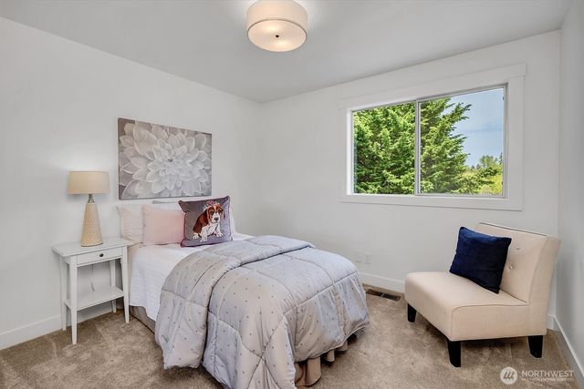 24422 SE 46th Court, Sammamish, WA 98029