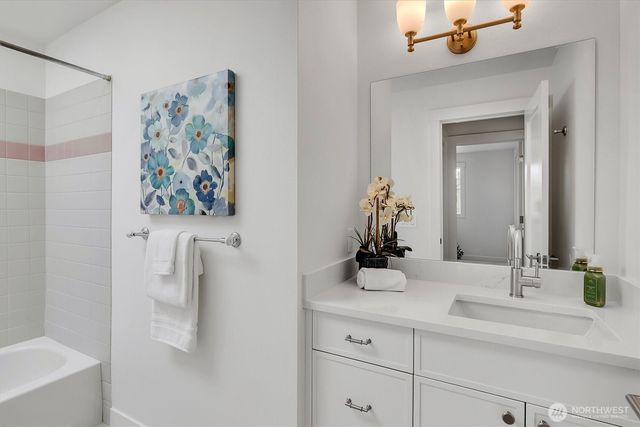 24422 SE 46th Court, Sammamish, WA 98029