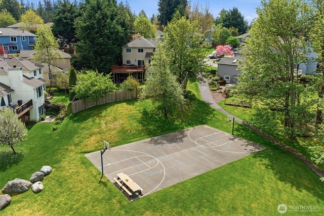 24422 SE 46th Court, Sammamish, WA 98029