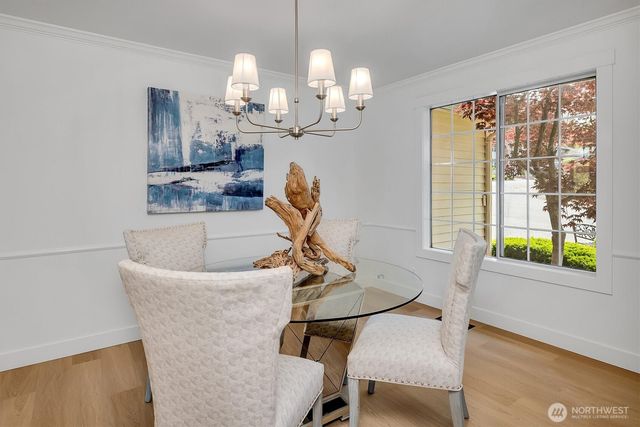 24422 SE 46th Court, Sammamish, WA 98029