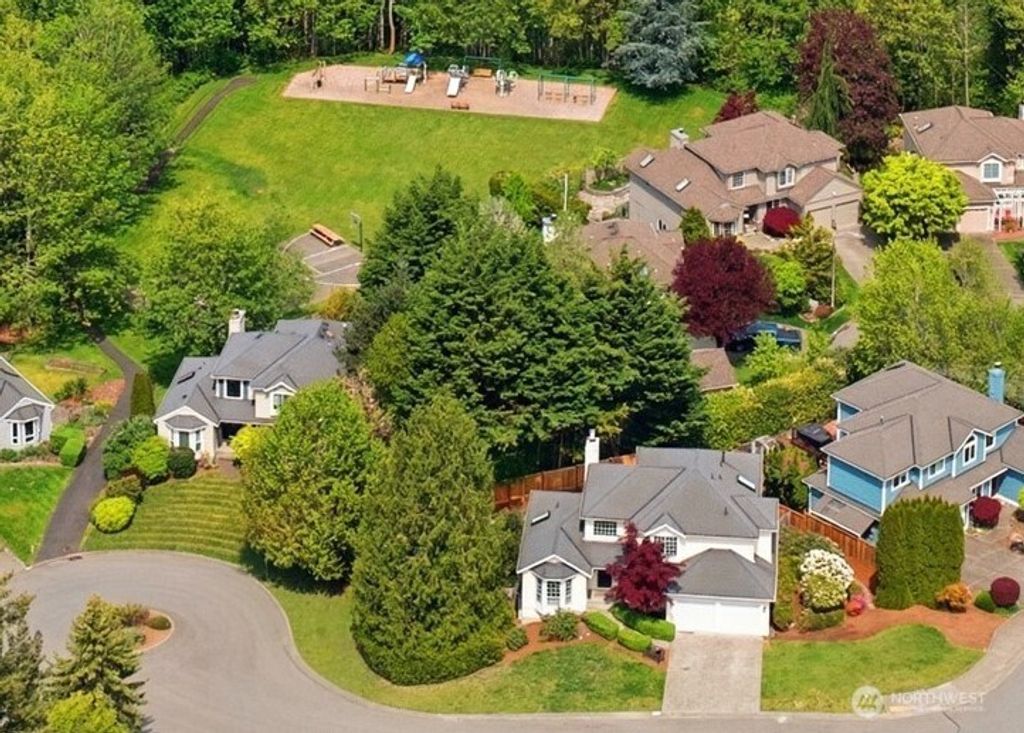 24422 SE 46th Court, Sammamish, WA 98029