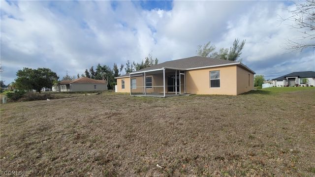 1225 NW 26th PL, Cape Coral, FL 33993