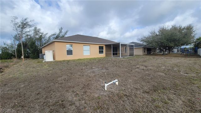 1225 NW 26th PL, Cape Coral, FL 33993