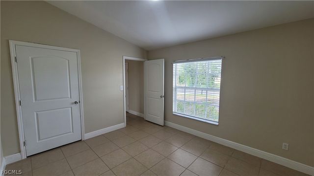 1225 NW 26th PL, Cape Coral, FL 33993