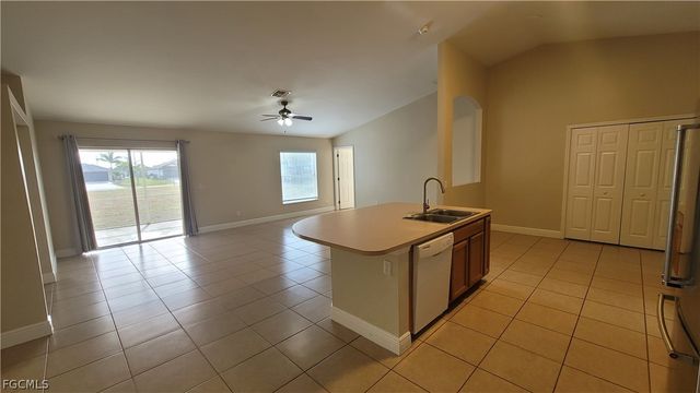 1225 NW 26th PL, Cape Coral, FL 33993