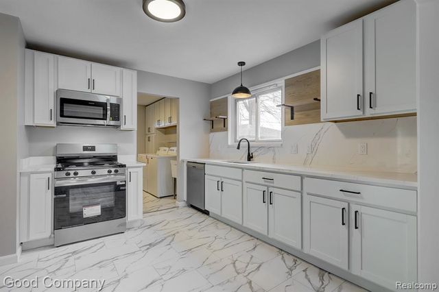 550 Roth Boulevard, Clawson, MI 48017