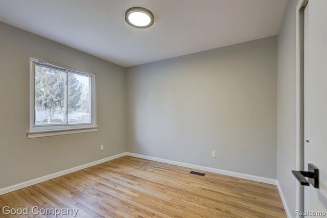 550 Roth Boulevard, Clawson, MI 48017