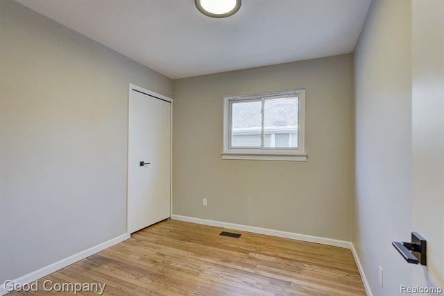 550 Roth Boulevard, Clawson, MI 48017