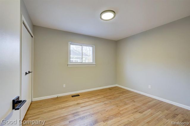 550 Roth Boulevard, Clawson, MI 48017