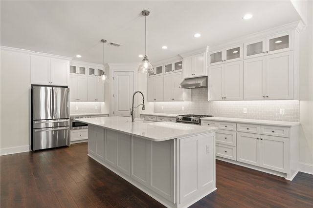 107 Yacht Club Drive, St Simons Island, GA 31522