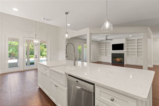 107 Yacht Club Drive, St Simons Island, GA 31522