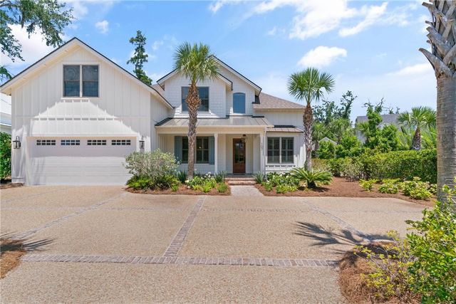 107 Yacht Club Drive, St Simons Island, GA 31522
