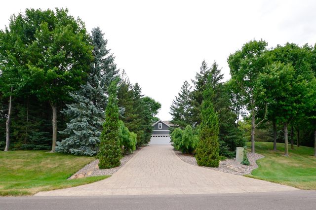 5668 94th Avenue N, Greenfield, MN 55357