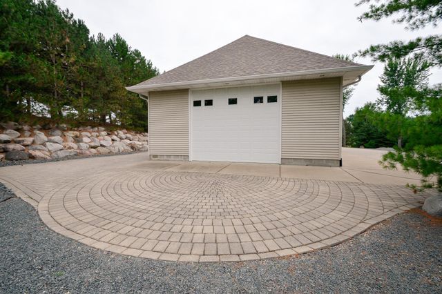 5668 94th Avenue N, Greenfield, MN 55357