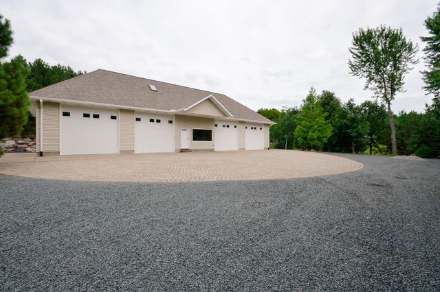 5668 94th Avenue N, Greenfield, MN 55357