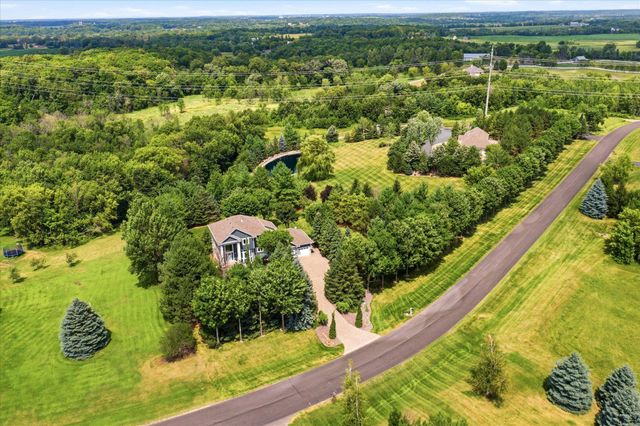 5668 94th Avenue N, Greenfield, MN 55357