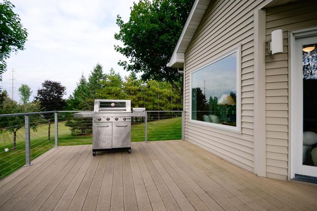 5668 94th Avenue N, Greenfield, MN 55357
