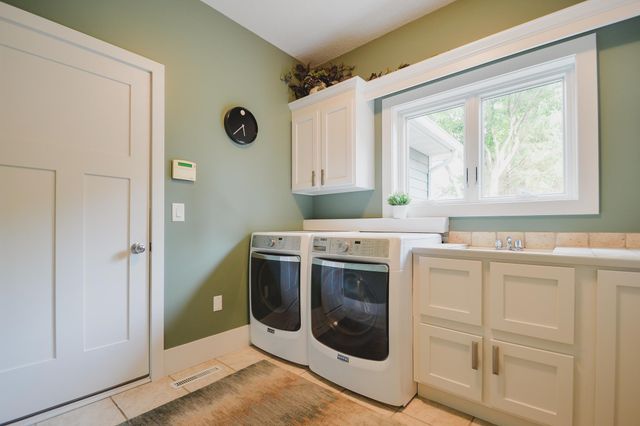 5668 94th Avenue N, Greenfield, MN 55357