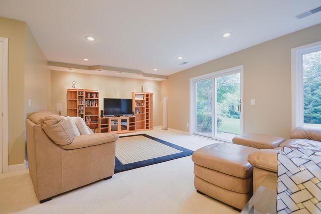 5668 94th Avenue N, Greenfield, MN 55357