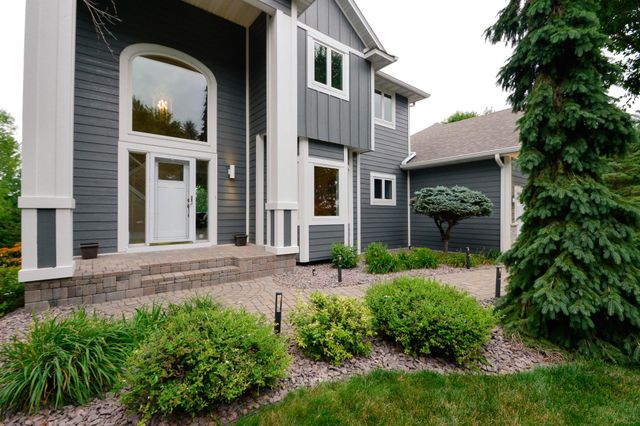 5668 94th Avenue N, Greenfield, MN 55357