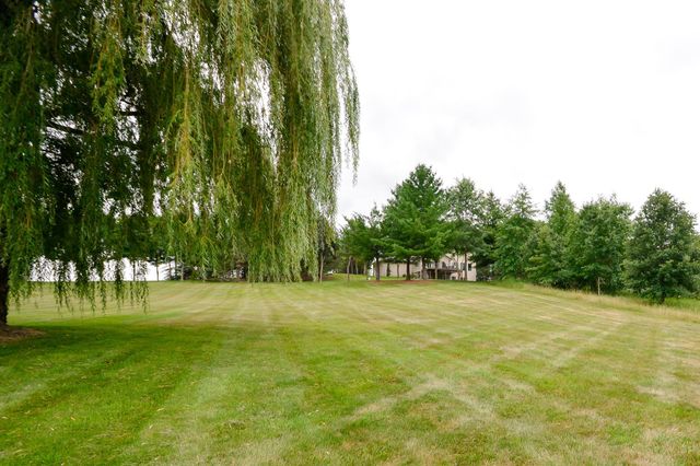 5668 94th Avenue N, Greenfield, MN 55357