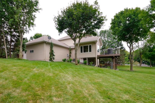 5668 94th Avenue N, Greenfield, MN 55357