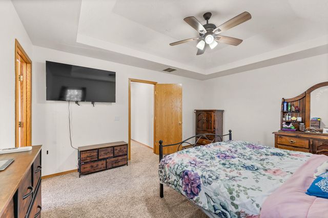 202 Brookside Drive, Seymour, MO 65746