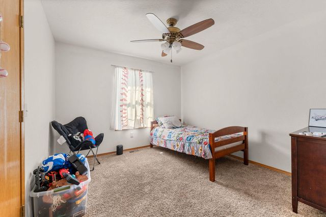 202 Brookside Drive, Seymour, MO 65746