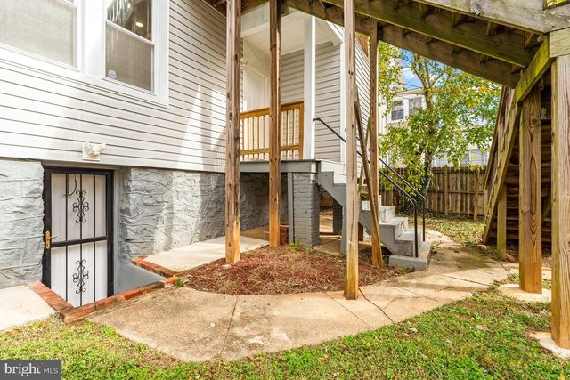 3911 CHATHAM RD, Baltimore, MD 21207