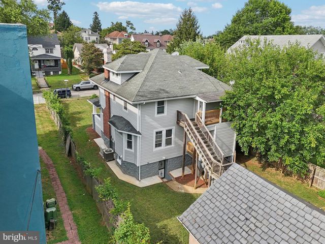 3911 CHATHAM RD, Baltimore, MD 21207