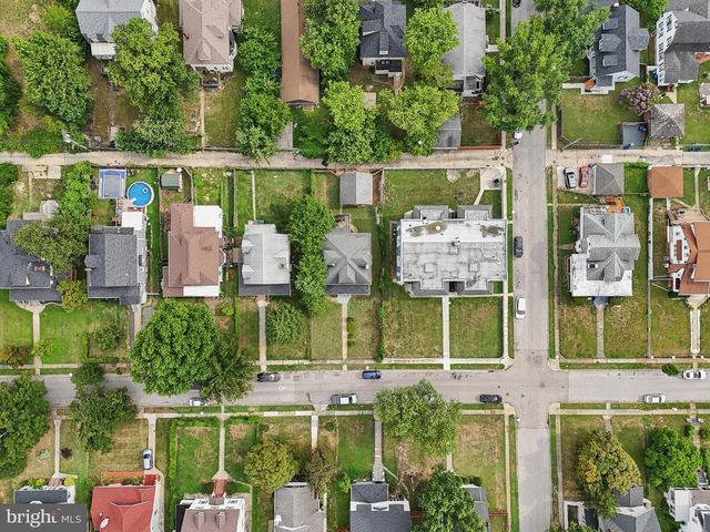 3911 CHATHAM RD, Baltimore, MD 21207